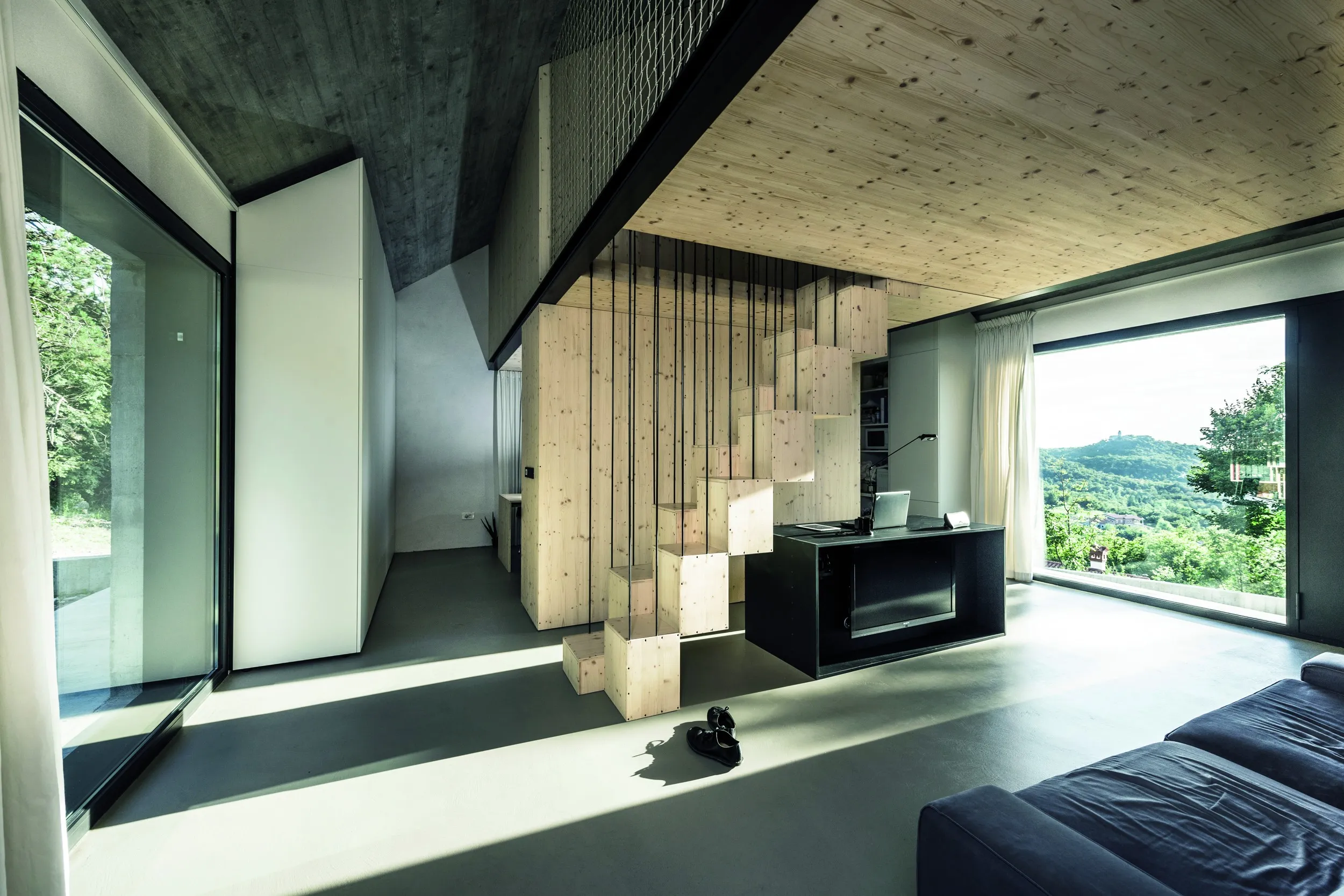 بازسازی خانه ویلایی مدرن