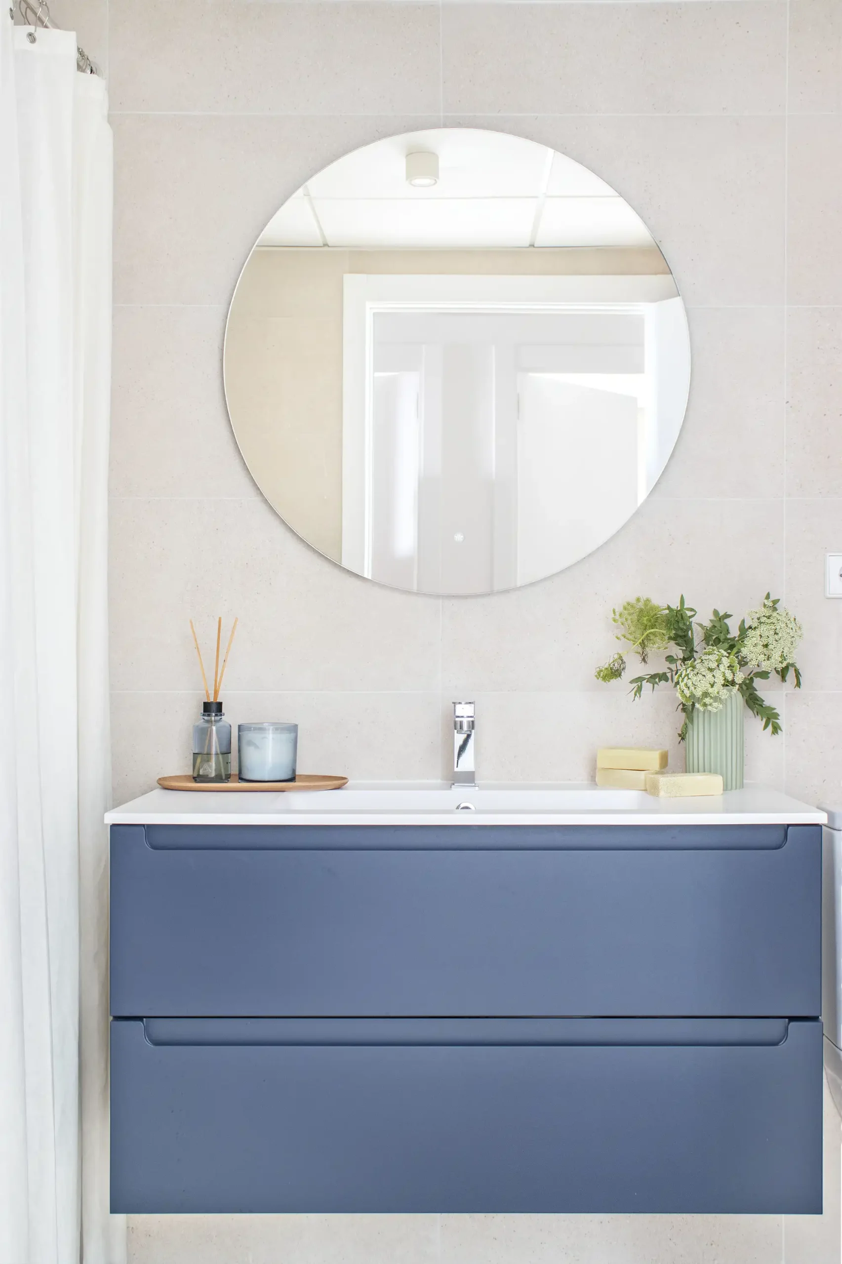 مبلمان حمام به سبک مینیمال