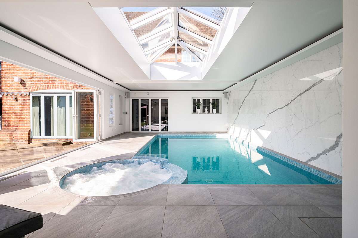 مصالح و متریال‌ها در ساخت استخر