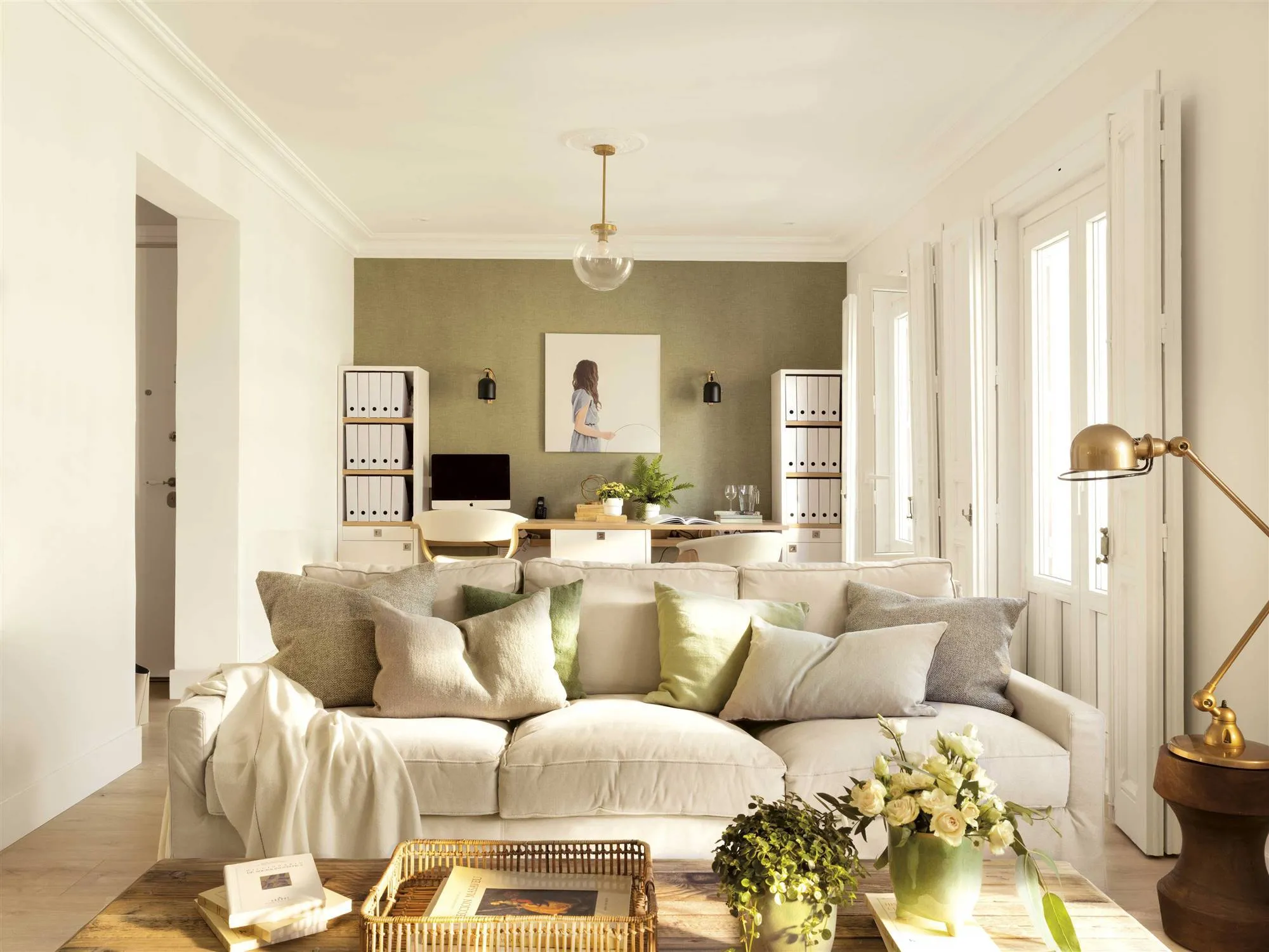 دیوار دورنگ نشیمن