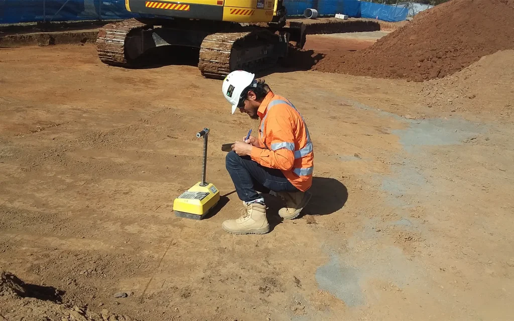 اهمیت آزمایش خاک در ساختمان‌سازی