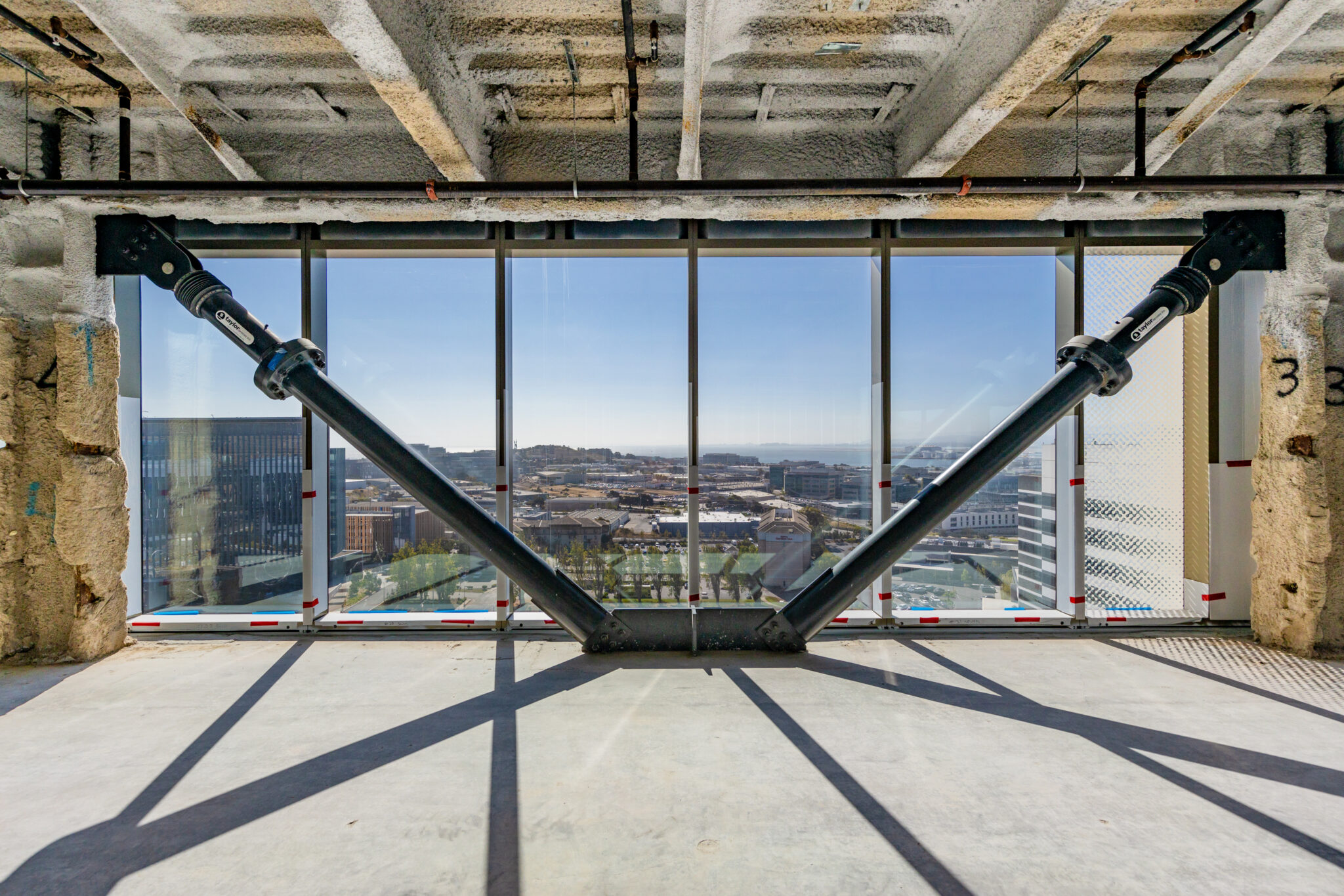 میراگرهای لرزه‌ای و پایه‌های لغزنده