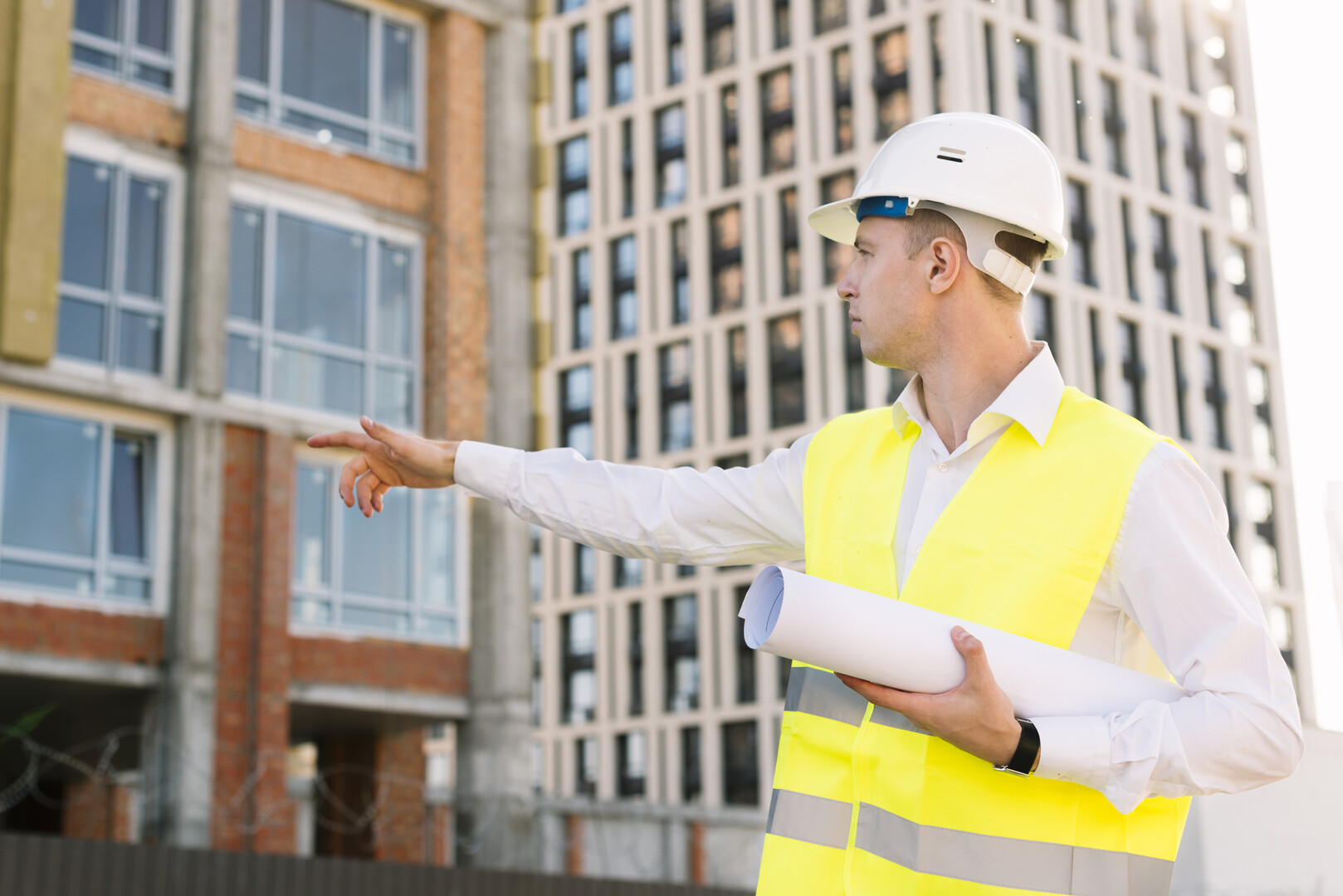 حضور مهندس ناظر در تمام مراحل ساخت و ساز