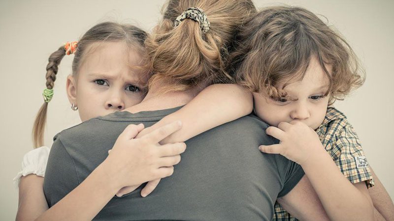 چگونه اضطراب جدایی فرزندتان را کاهش دهید