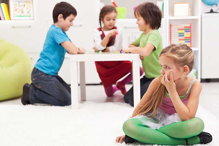 آموزش مهارت‌های اجتماعی در خانه