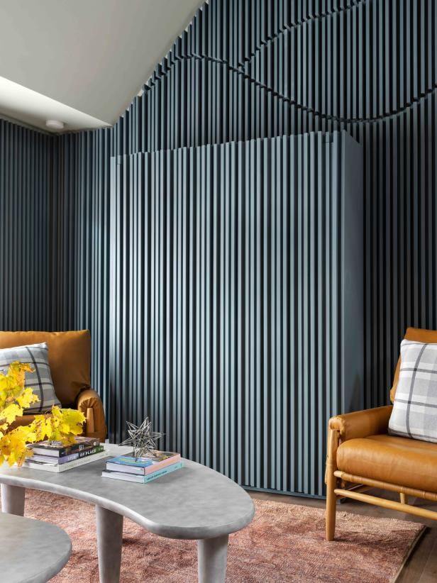 استفاده از کاغذ دیواری راه راه